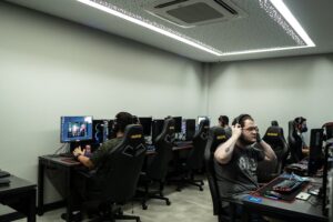 Ilustracja artykułu: Mapy burzowe na żywo: jak sprawdzić, gdzie jest burza i śledzić ją w czasie rzeczywistym