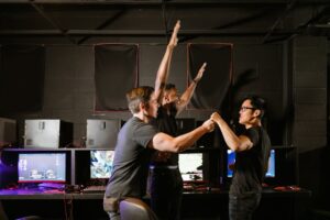 Ilustracja artykułu: Budżet drużyny w esporcie i prize pool: jak pieniądze wpływają na skład oraz wyniki w kolejnych sezonach