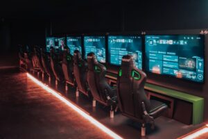 Ilustracja artykułu: Jak czytać prize pool w e-sporcie: rynek, sponsorzy i dystrybucja przychodów w praktyce