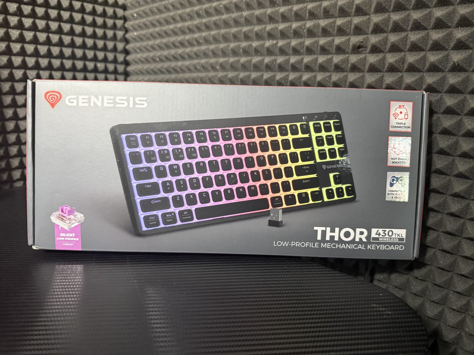Klawiatura Genesis Thor 430 TKL na pudelku