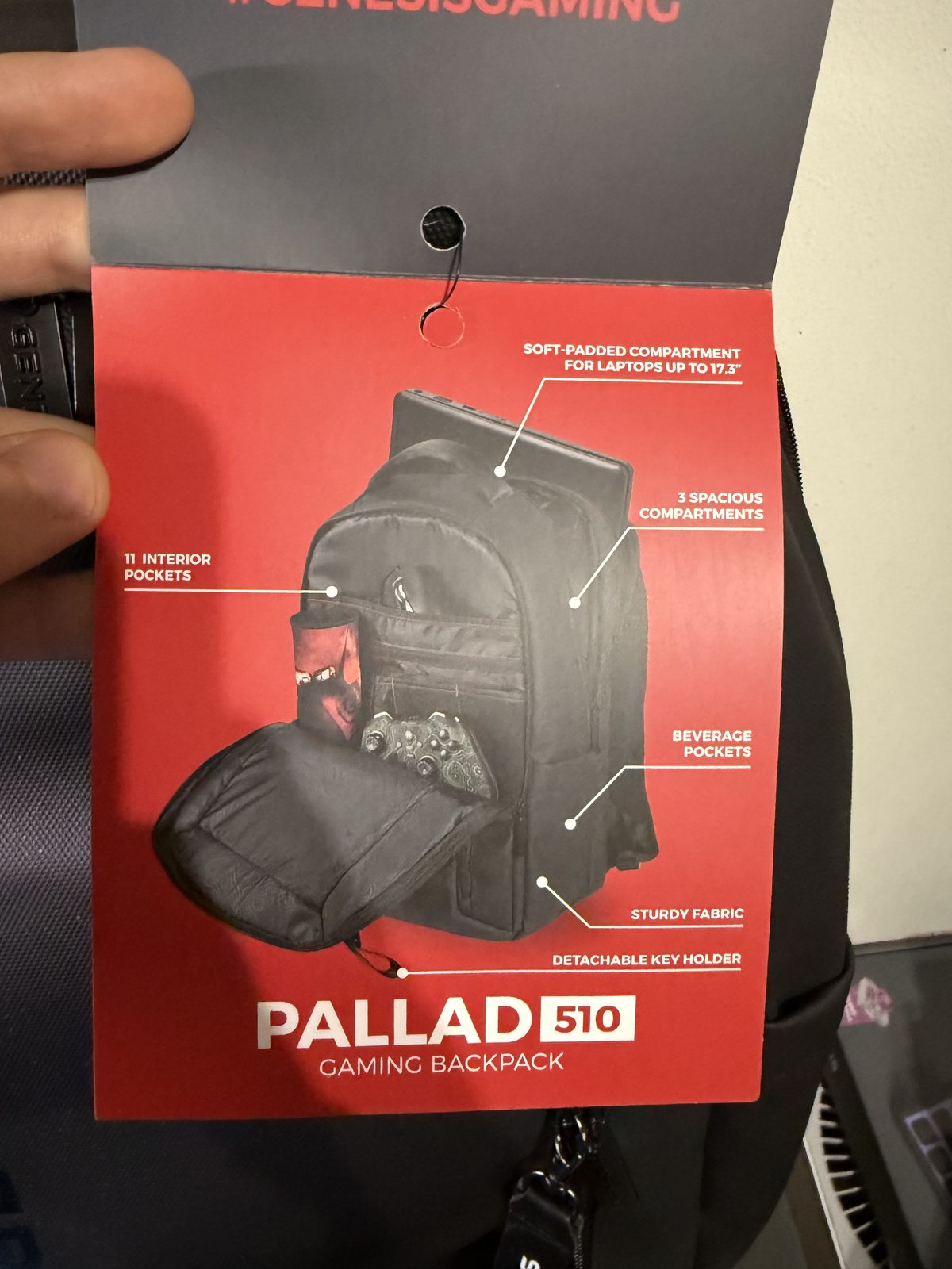 Metka Genesis Pallad 510 z opisem komor i kieszeni